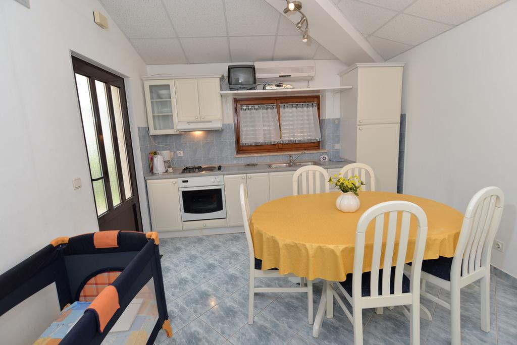 Apartments Creska 629 Rabac Bagian luar foto