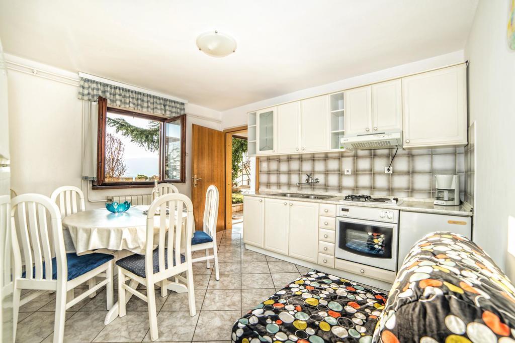 Apartments Creska 629 Rabac Bagian luar foto
