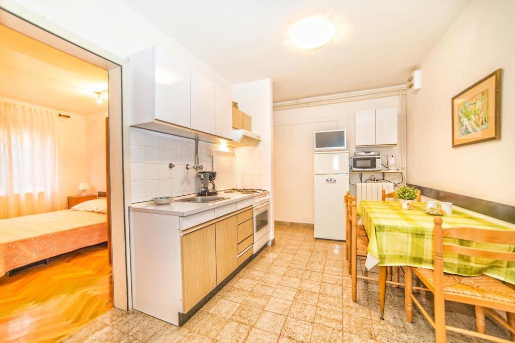 Apartments Creska 629 Rabac Bagian luar foto